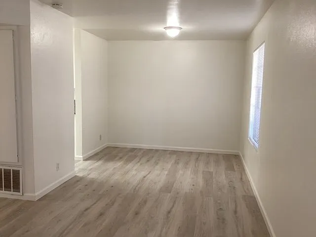 38550 22nd St E #3 — Photo 4