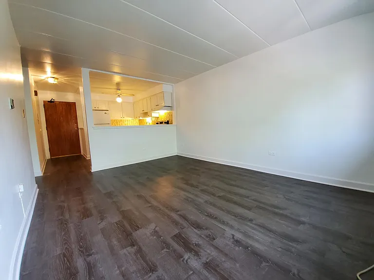 109 S Elmwood Ave #23 — Photo 2