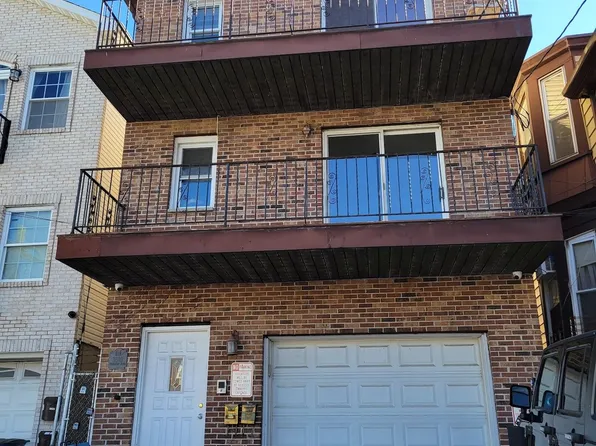 3510 Kennedy Blvd, Jersey City, NJ 07307
