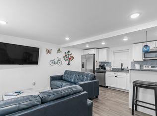 118 Ferry St #2, Madison, IN 47250