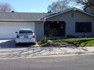 3073 Shirley Ave, Clovis, CA 93611