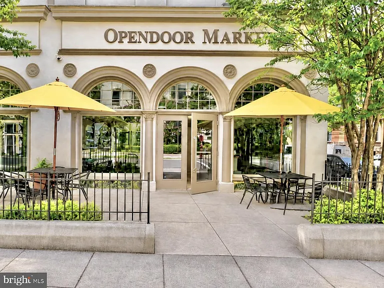 2153 California St NW #1 — Photo 18