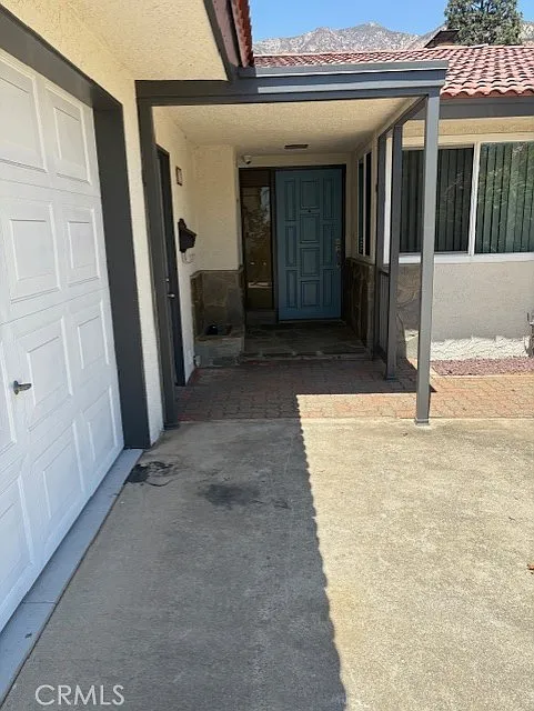 4 bed, 1954 sqft, $6,700 — Photo 3