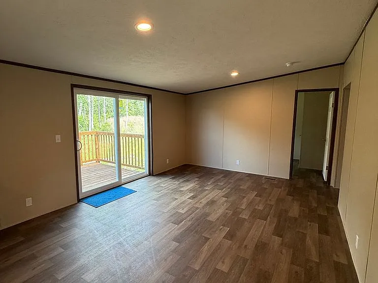 4246 La Salle Ave — Photo 5