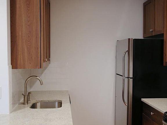 3rd image of 100 Dorrance St Unit 304
