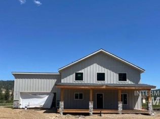 36 Coski Spgs, Garden Valley, ID 83622