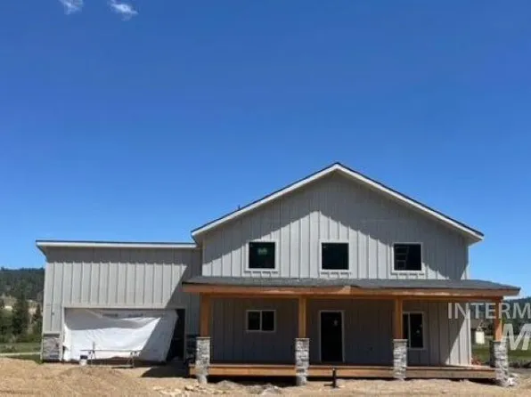 36 Coski Spgs, Garden Valley, ID 83622