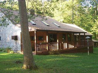 444 Pendleton Hill Rd, North Stonington, CT 06359