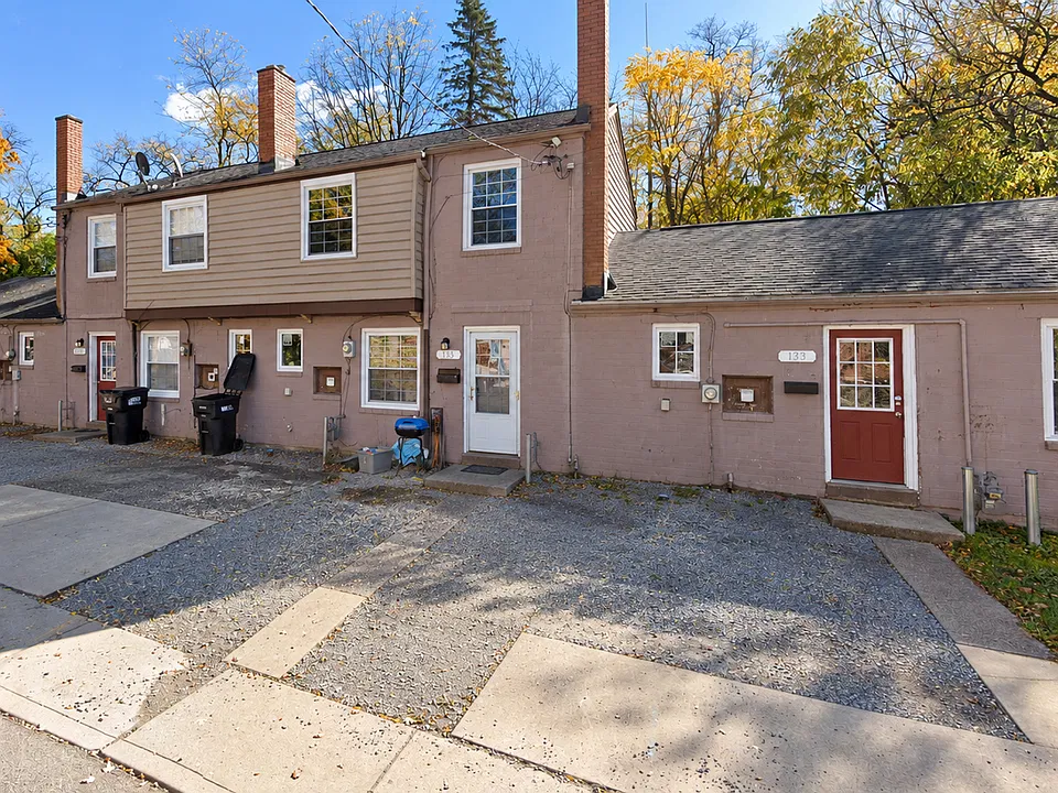 133 - 139 Delaware