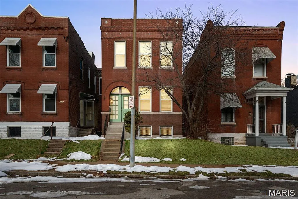 3443 Keokuk St photo 1