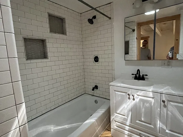 223 Ranchitos Rd — Photo 2