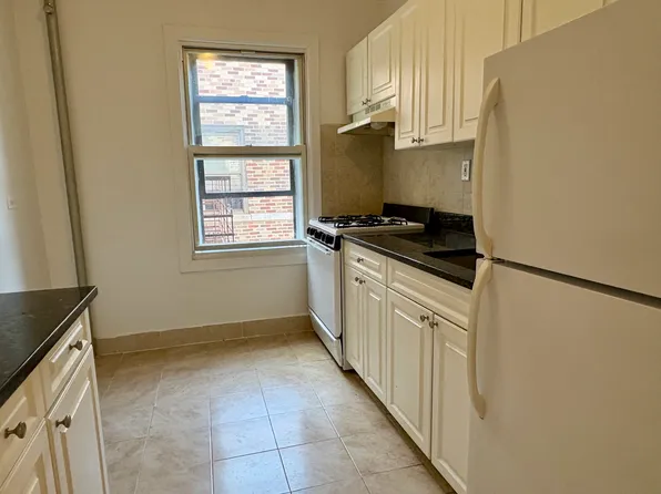 921 McLean Ave, Yonkers, NY