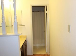 2608 W Catawba Dr, Harvey, LA 70058