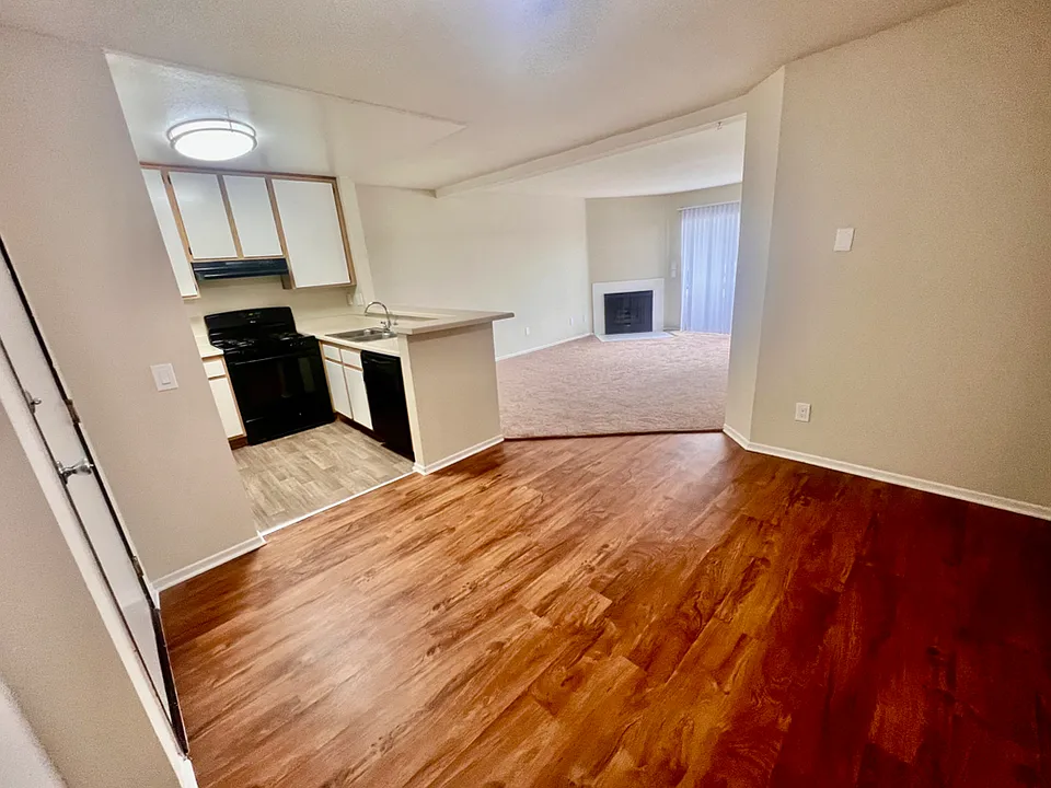 Lassen Apartments