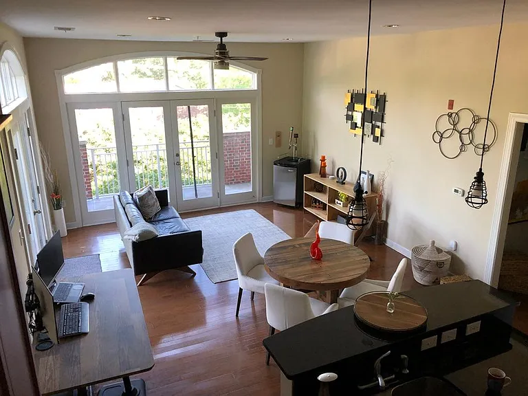 1903 Kenilworth Ave #305 — Photo 3