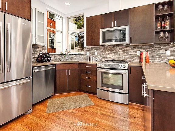 2nd image of 9526A 8th Ave NW