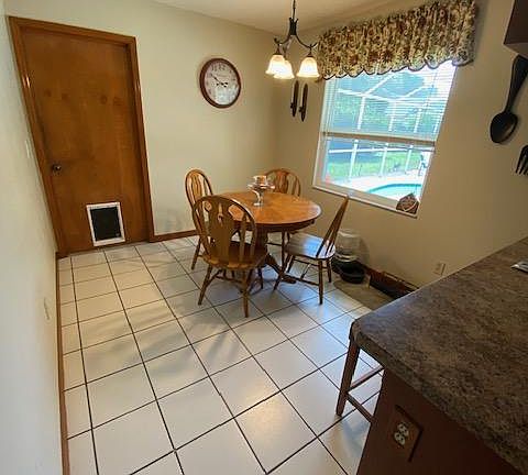4th image of 632 Jadewood Ave