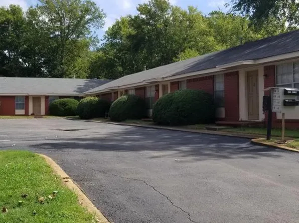 804 S Royall St APT G, Palestine, TX 75801