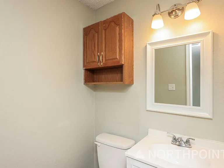 609 E Buffalo St — Photo 11