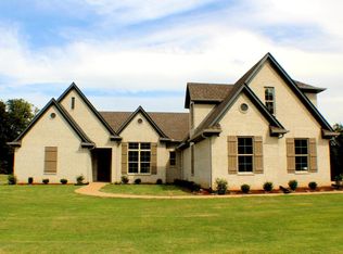 101 Oak Manor Dr, Coldwater, MS 38618