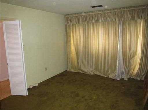 4th image of 2757 Danbury Dr