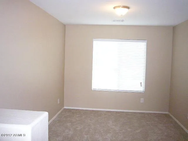 806 S 111th Dr — Photo 17