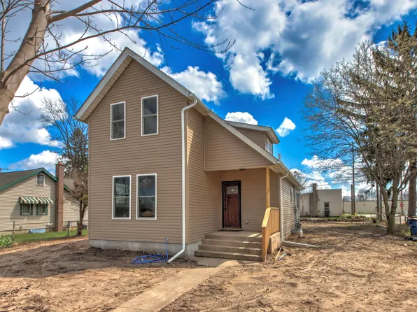 302 Oberreich St, La Porte, IN 46350