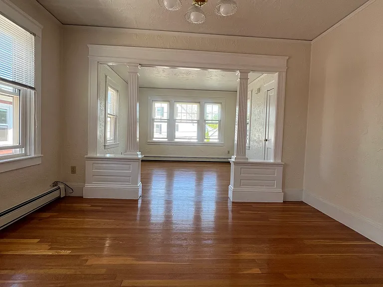 156 Narragansett St #2 — Photo 7