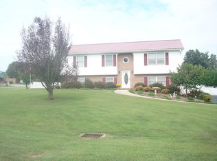 115 Clearfield Dr, Lexington, NC 27295