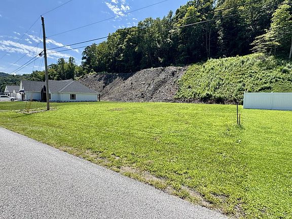 2nd image of 699 Cedar Creek Rd