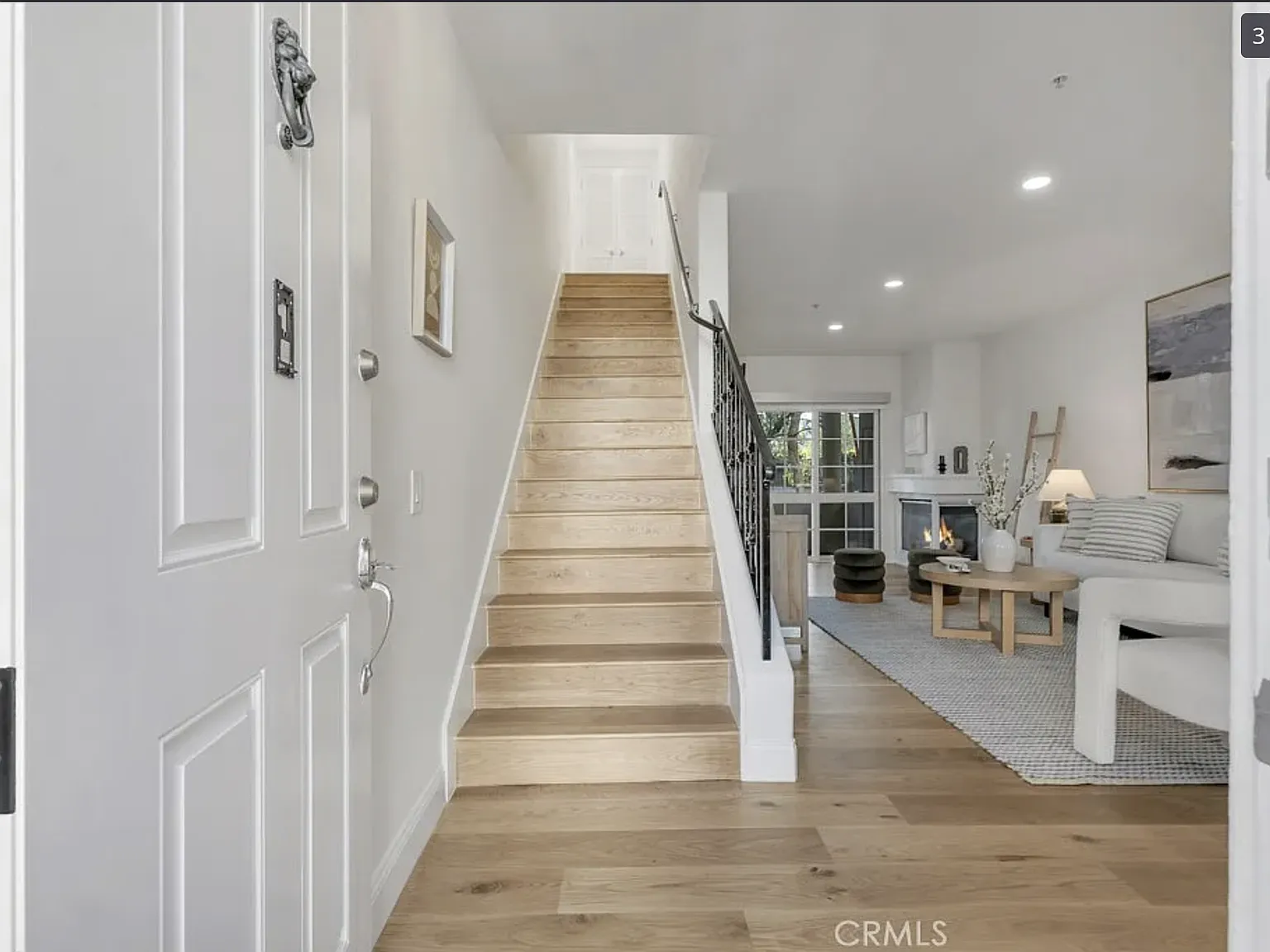 2 bed, 2.5 bath, 1571 sqft, $6,995 — Photo 3