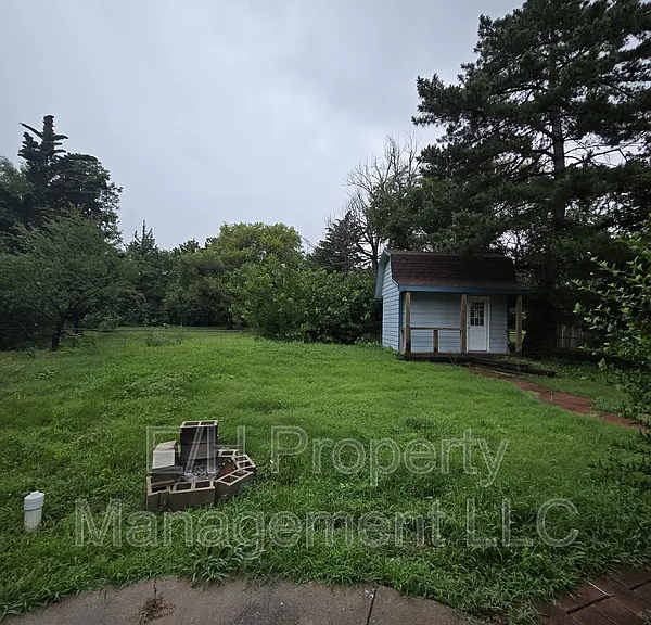 635 N Andover Rd — Photo 31