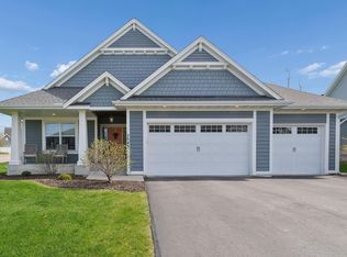 7545 Fawn Hill Rd, Chanhassen, MN 55317