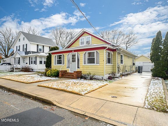 2nd image of 10 Grant Avenue