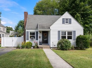 14 Alhambra Cir N, Agawam, MA 01001