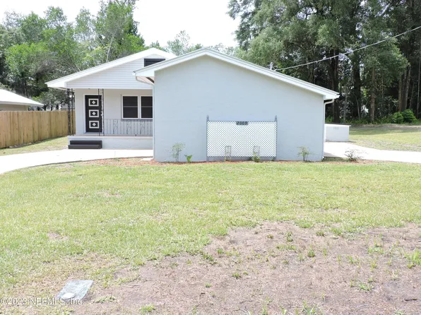 2009B LAUREL Street, Palatka, FL 32177