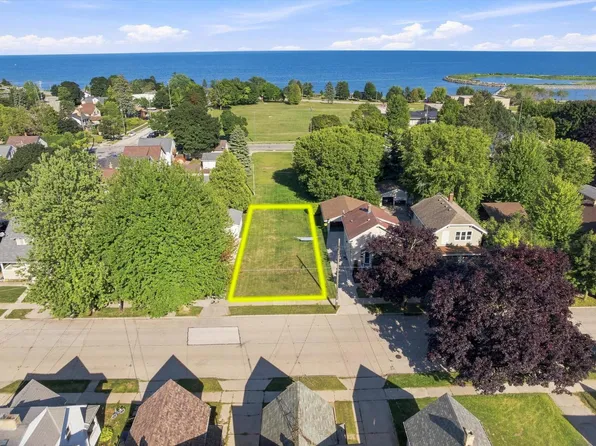 731 N 5TH STREET, Manitowoc, WI 54220