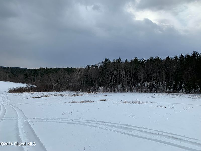 4th image of 59 Parker School Road