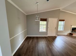 1921 Gornto Rd APT 6, Valdosta, GA 31602