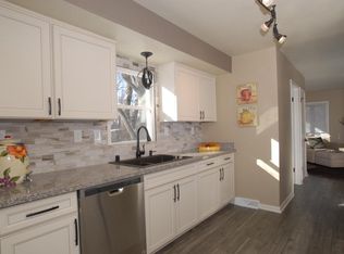 N28W24219 Watertown Rd, Pewaukee, WI 53072