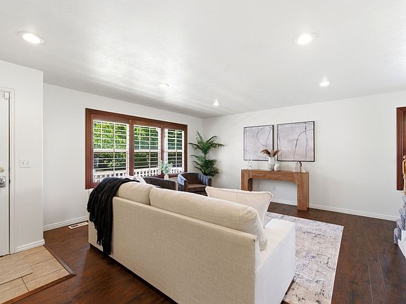 3rd image of 7792 N Kookaburra Ct