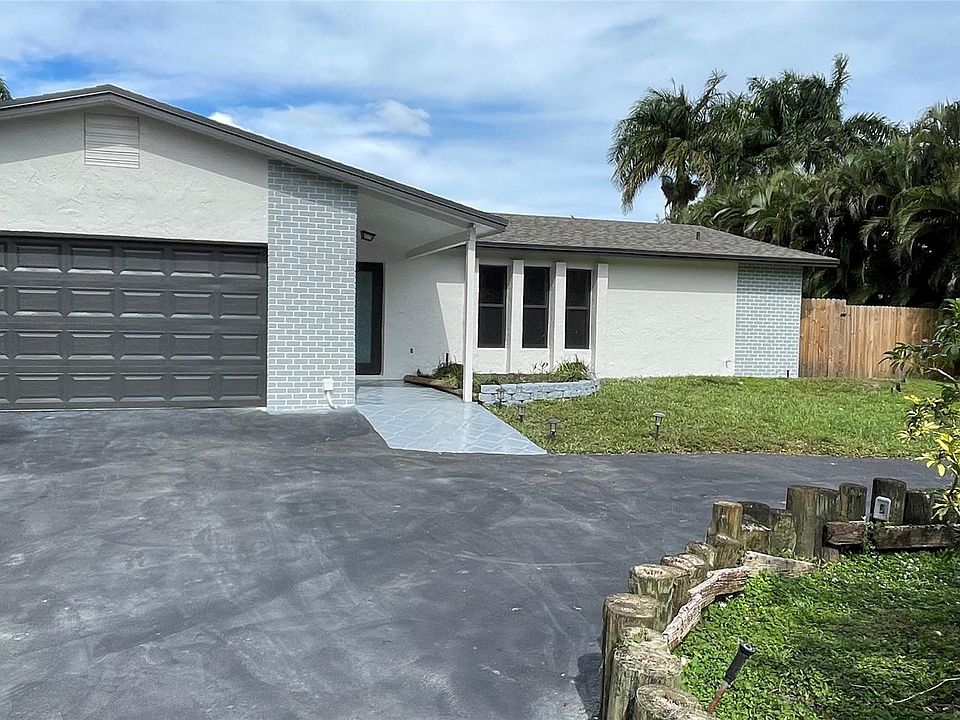 2nd image of 6471 SW 56th Street