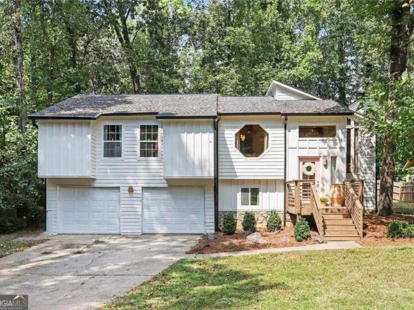 743 Starmist Ct NE, Kennesaw, GA 30144