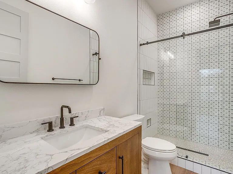 2705 Gordon Ave — Photo 31