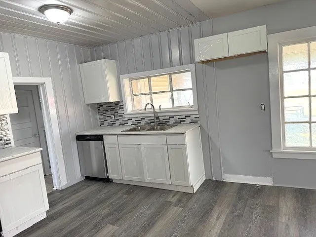 316 W Houston St — Photo 5