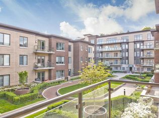 250 Henley Pl, Weehawken, NJ 07086