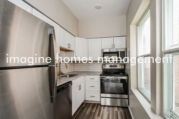 4258 McPherson Ave #2B — Photo 6
