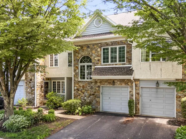 550 E Saxony Dr #550, Exton, PA 19341