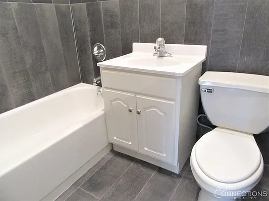 Rented by City Connections Realty | media 34