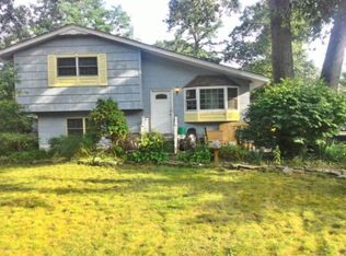 298 Prospect St, Lakewood, NJ 08701